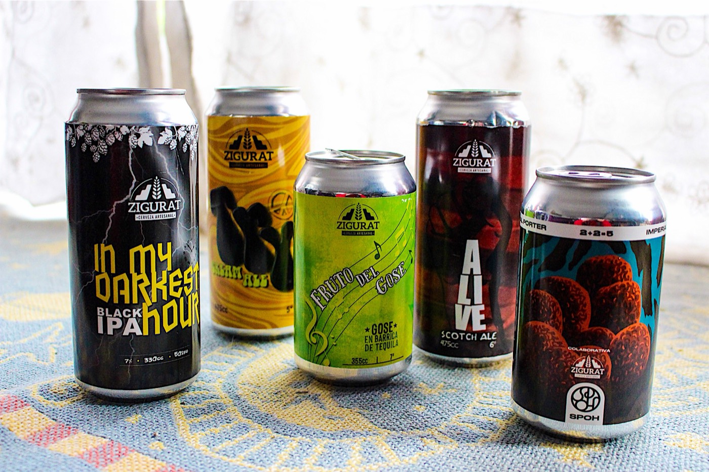 La familia — In My Darkest Hour · Fruto del Gose · Alive · colaboración con SPOH